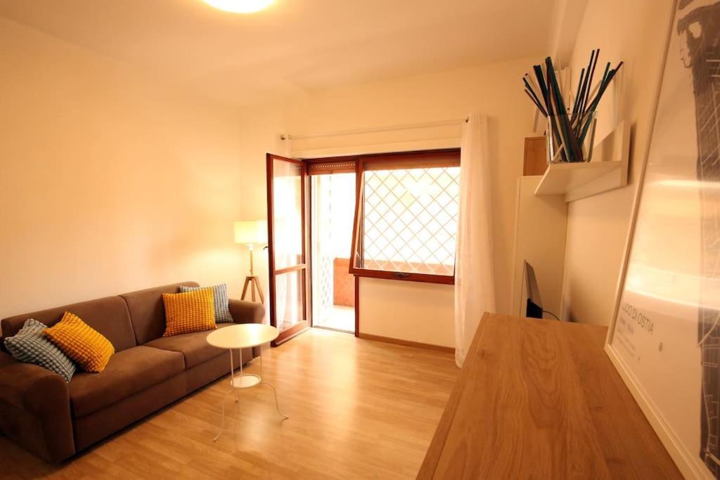 Cozy Coastal Gateway Apartment Lido di Ostia Exterior foto