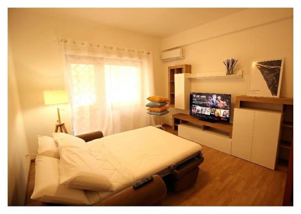 Cozy Coastal Gateway Apartment Lido di Ostia Exterior foto
